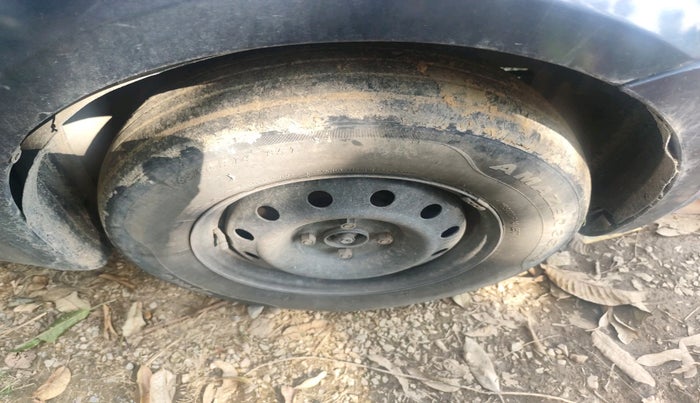 2009 Maruti Swift Dzire LDI, Diesel, Manual, 1,50,739 km, tyre