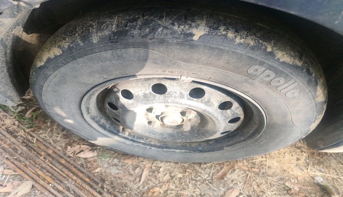 2009 Maruti Swift Dzire LDI, Diesel, Manual, 1,50,739 km, tyre