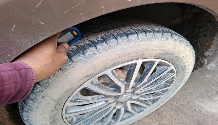 2017 Maruti Dzire ZDI PLUS, Diesel, Manual, 1,16,271 km, tyre