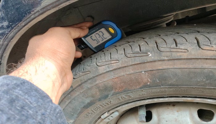 2007 Maruti Alto LXI, Petrol, Manual, 74,009 km, tyre