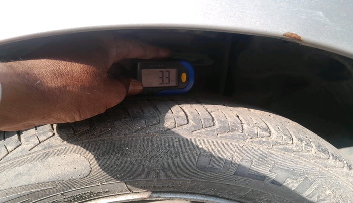 2018 Tata Tiago XE PETROL, CNG, Manual, 1,22,079 km, tyre