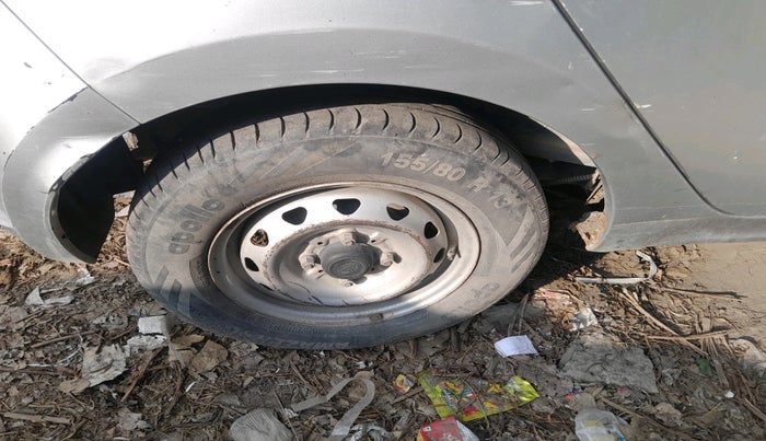 2018 Tata Tiago XE PETROL, CNG, Manual, 1,22,079 km, tyre