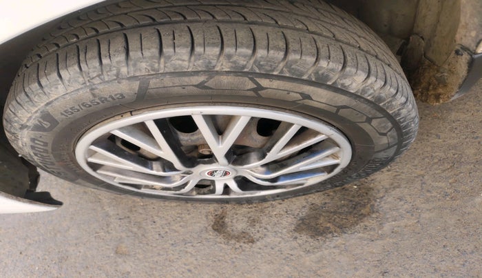 2014 Maruti Alto K10 VXI, Petrol, Manual, 86,136 km, tyre