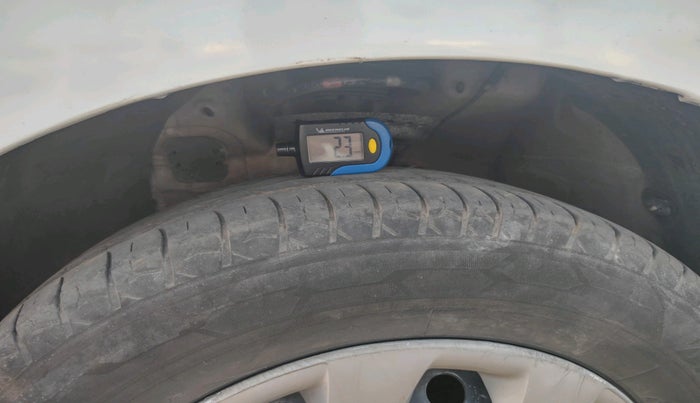 2019 Hyundai Elite i20 MAGNA PLUS 1.2, CNG, Manual, 1,59,875 km, tyre