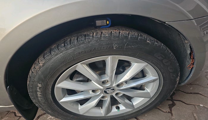 2015 Skoda Octavia AMBITION 1.8 TSI AT, Petrol, Automatic, 85,851 km, tyre