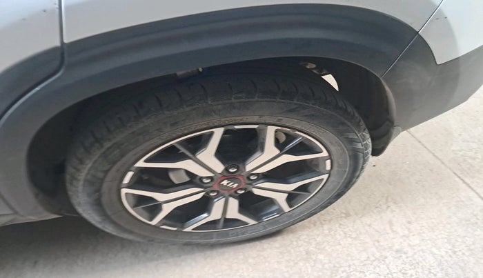 2020 KIA SELTOS GTX PLUS AT 1.5 DIESEL, Diesel, Automatic, 75,077 km, tyre