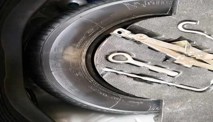 2021 Honda WR-V 1.5L I-DTEC VX MT, Diesel, Manual, 38,474 km, tyre