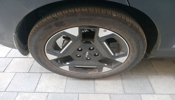 2025 KIA SYROS HTX Plus (O) 1.0 Turbo 7DCT, Petrol, Automatic, 3,596 km, tyre