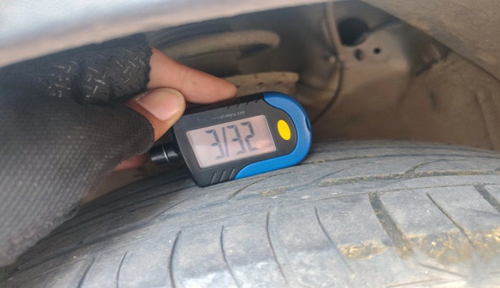 2015 Hyundai Creta SX PLUS 1.6 PETROL, Petrol, Manual, 1,48,213 km, tyre