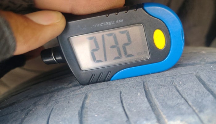 2015 Hyundai Creta SX PLUS 1.6 PETROL, Petrol, Manual, 1,48,213 km, tyre