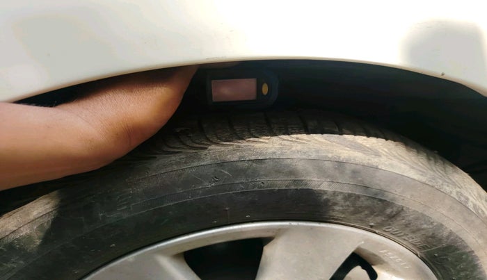 2012 Toyota Corolla petrol, Petrol, Automatic, 86,184 km, tyre