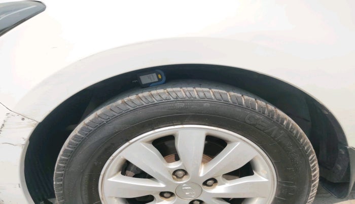 2014 Hyundai i20 SPORTZ 1.2, Petrol, Manual, 65,921 km, tyre