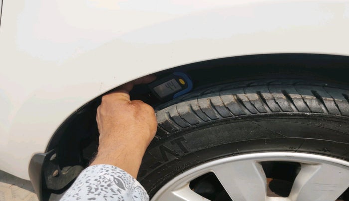 2014 Hyundai i20 SPORTZ 1.2, Petrol, Manual, 65,921 km, tyre