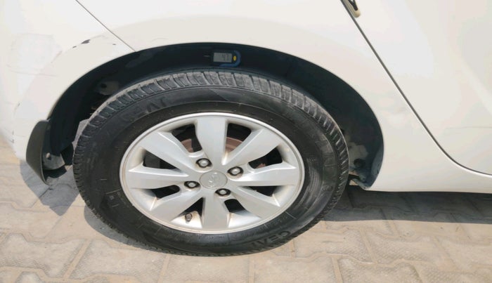 2014 Hyundai i20 SPORTZ 1.2, Petrol, Manual, 65,921 km, tyre