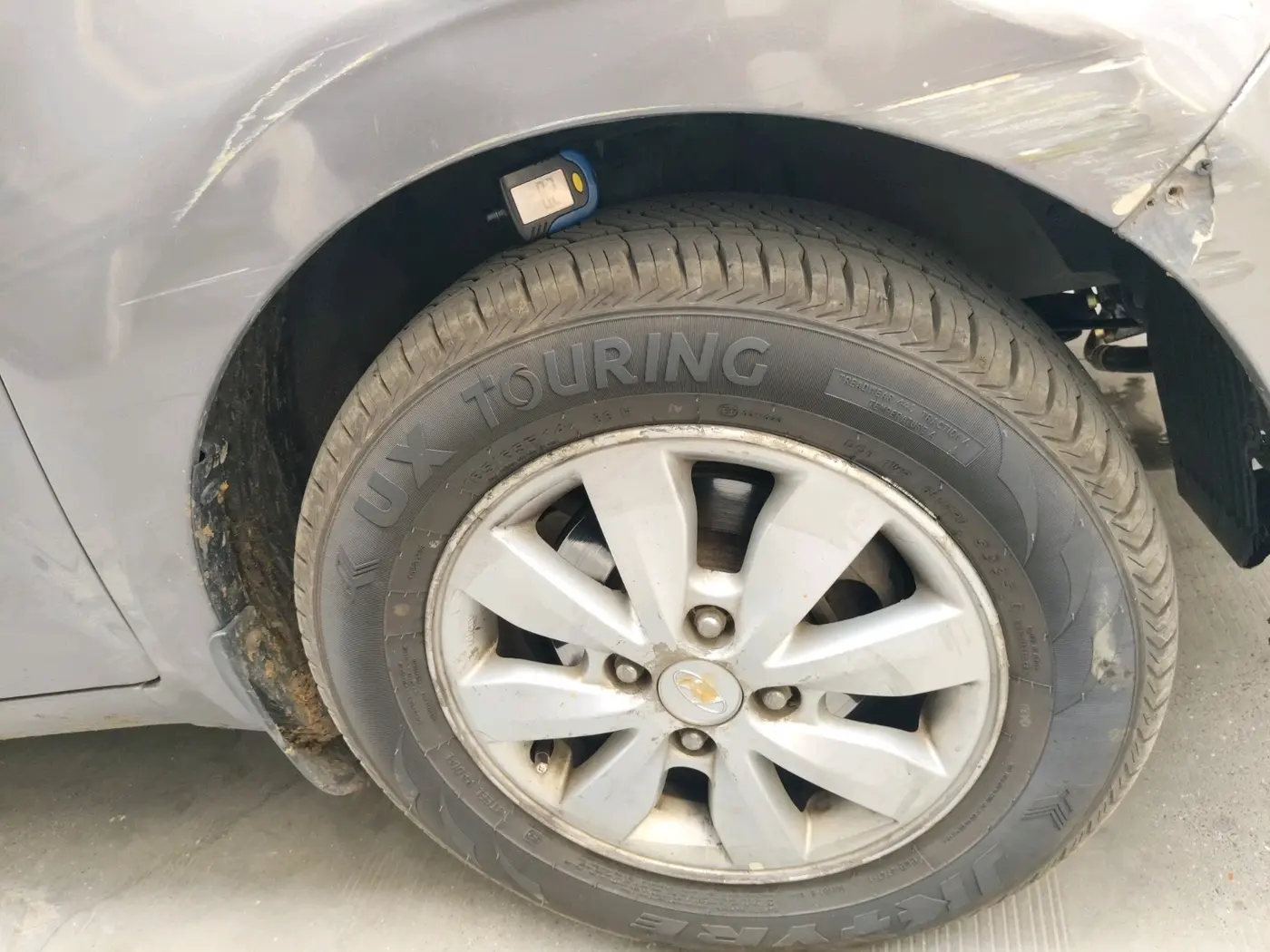 2013 Hyundai i20 SPORTZ 1.2, CNG, Manual, 99,850 km, tyre