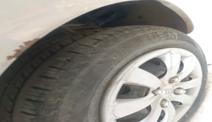 2013 Hyundai Eon MAGNA +, Petrol, Manual, 84,820 km, tyre