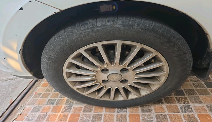 2014 Tata Zest XMS PETROL, Petrol, Manual, 54,607 km, tyre