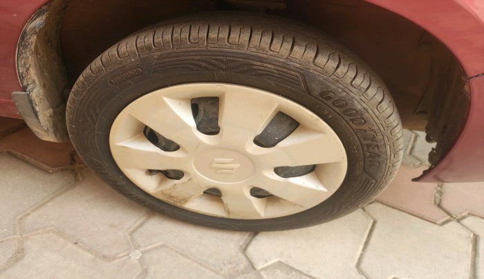 2013 Maruti Alto K10 VXI, Petrol, Manual, 97,815 km, tyre