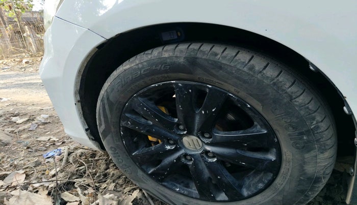 2016 Maruti Ertiga ZDI SHVS, Diesel, Manual, 1,48,798 km, tyre