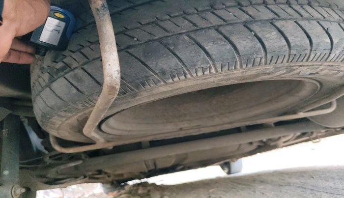 2016 Maruti Ertiga ZDI SHVS, Diesel, Manual, 1,48,798 km, tyre