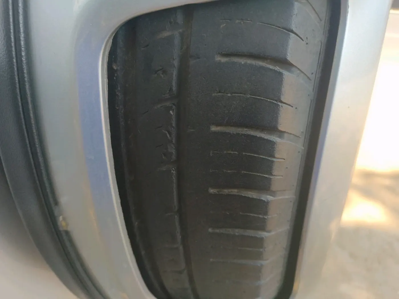 2018 Mahindra TUV 300 PLUS P8, Diesel, Manual, 10,01,020 km, tyre