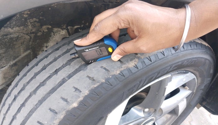 2019 Hyundai VENUE SX 1.4 CRDI, Diesel, Manual, 1,80,827 km, tyre