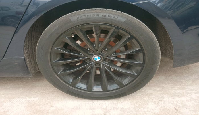 2018 BMW 5 Series 520D LUXURY LINE, Diesel, Automatic, 1,43,646 km, tyre