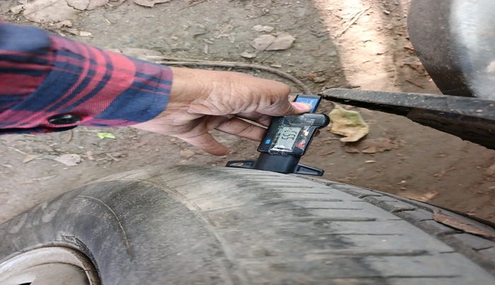 2018 Tata Safari Storme 2.2 EX 4X2, Diesel, Manual, 95,055 km, tyre