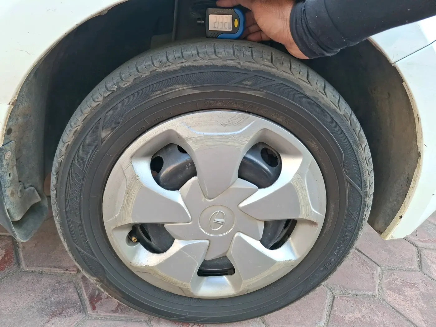 2022 Tata Tiago XT CNG, CNG, Manual, 69,870 km, tyre