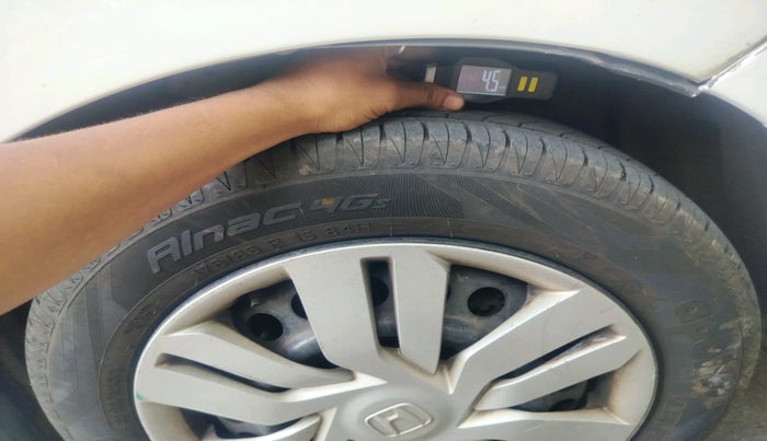 2014 Honda City 1.5L I-VTEC SV, Petrol, Manual, 1,17,659 km, tyre