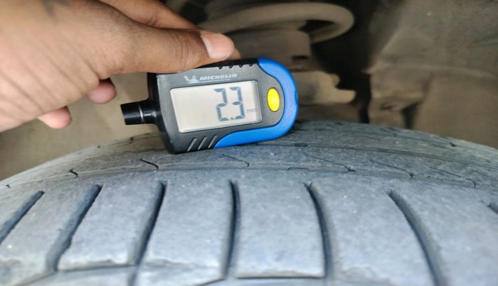 2021 Jeep Compass MODEL S (O) 1.4 PETROL DCT, Petrol, Automatic, 88,605 km, tyre