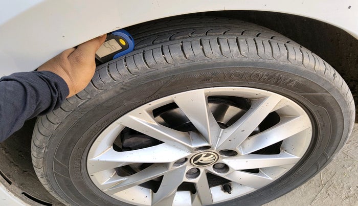 2022 Skoda SLAVIA AMBITION 1.0L TSI MT, Petrol, Manual, 93,577 km, tyre