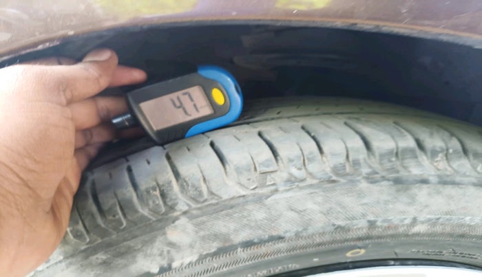 2017 Maruti Ciaz DELTA DIESEL 1.3, Diesel, Manual, 1,37,473 km, tyre