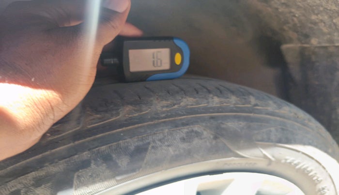 2017 Maruti Ciaz DELTA DIESEL 1.3, Diesel, Manual, 1,37,473 km, tyre