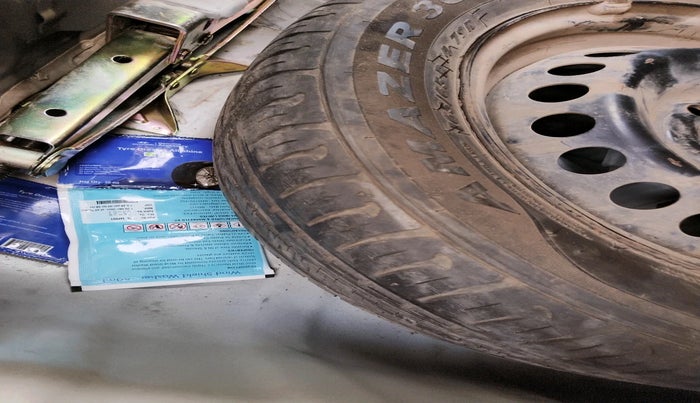 2017 Hyundai Grand i10 SPORTZ 1.2 KAPPA VTVT, Petrol, Manual, 83,599 km, tyre