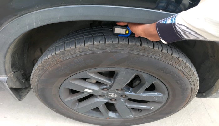 2021 Tata Harrier XTA PLUS 2.0L KRYOTEC DARK EDITION, Diesel, Automatic, 90,055 km, tyre