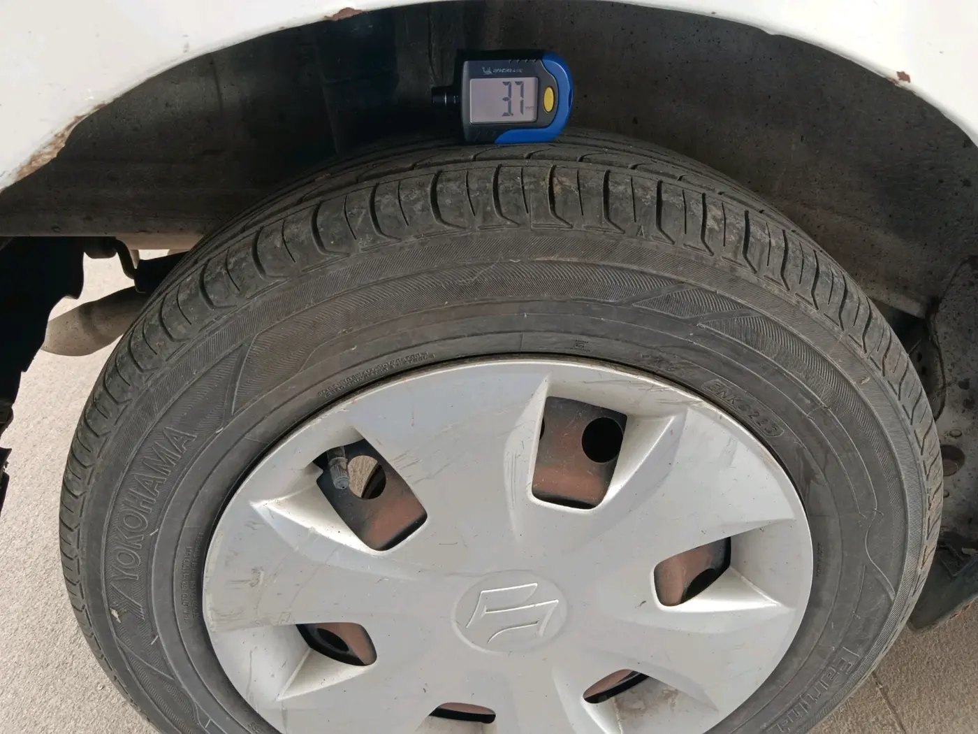 2019 Maruti New Wagon-R VXI 1.0, Petrol, Manual, 24,798 km, tyre
