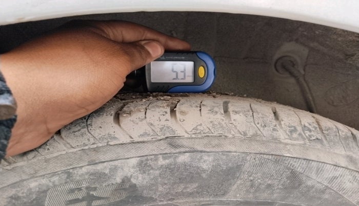 2012 Hyundai Verna FLUIDIC 1.4 VTVT, CNG, Manual, 94,396 km, tyre