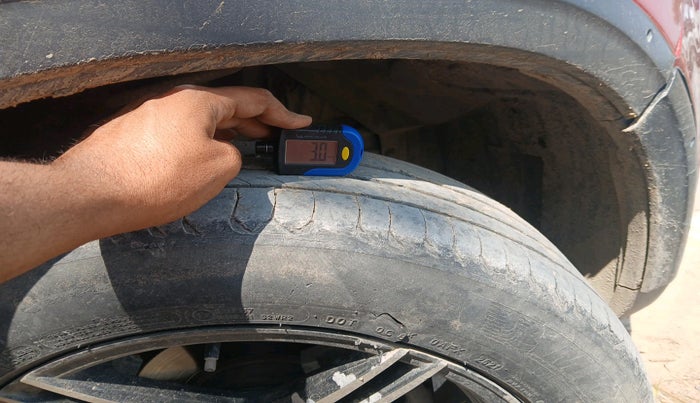 2019 Maruti Vitara Brezza VDI, Diesel, Manual, 80,607 km, tyre