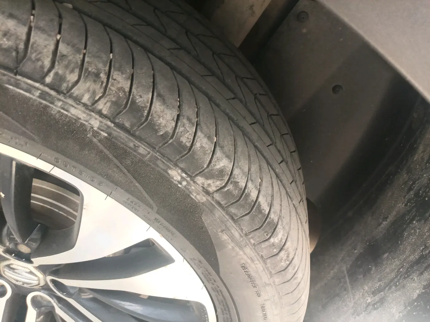 2021 MG HECTOR SHARP HYBRID 1.5 PETROL, Petrol, Manual, 57,244 km, tyre