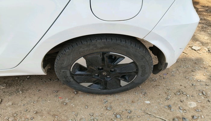 2025 Tata Tiago XT PETROL, Petrol, Manual, 12,477 km, tyre