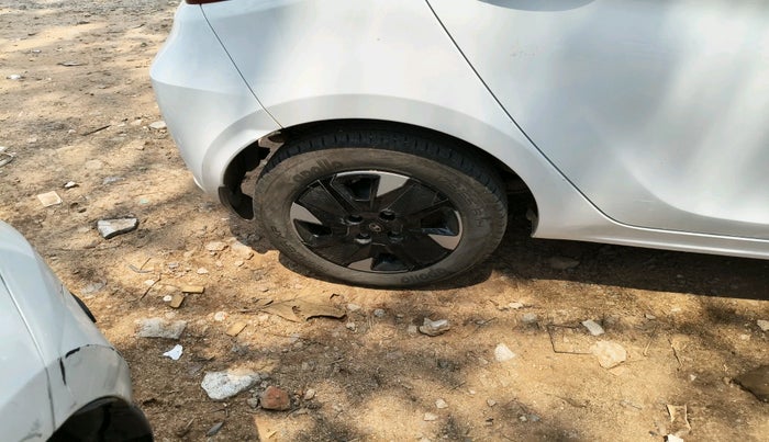 2025 Tata Tiago XT PETROL, Petrol, Manual, 12,477 km, tyre