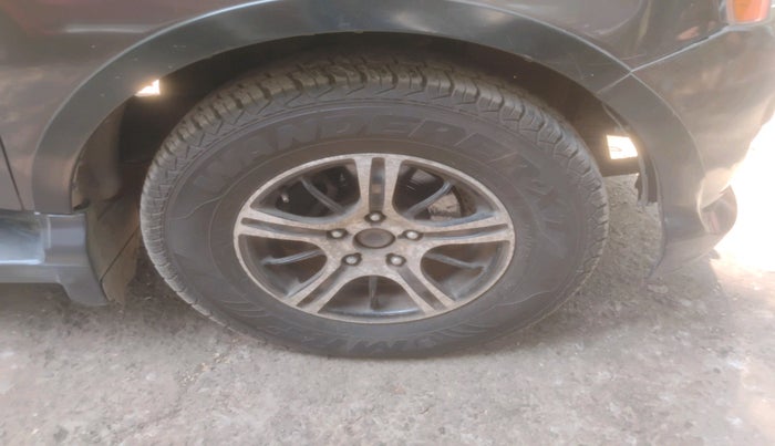 2013 Mahindra Xylo E4, Diesel, Manual, 95,982 km, tyre