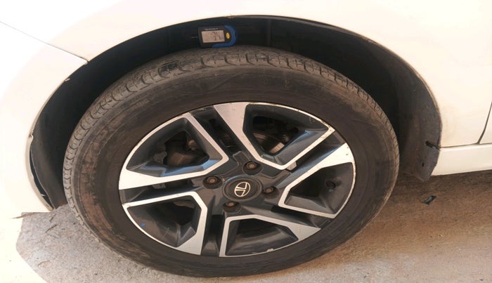 2019 Tata Tiago XZ PLUS PETROL, Petrol, Manual, 73,059 km, tyre