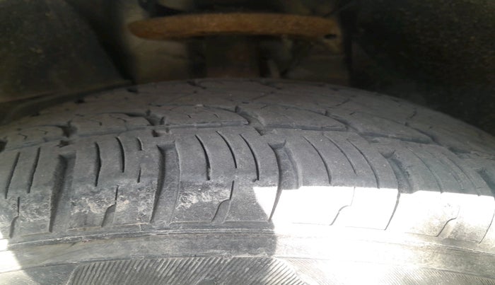 2021 Mahindra XUV500 W7, Diesel, Manual, 92,869 km, tyre