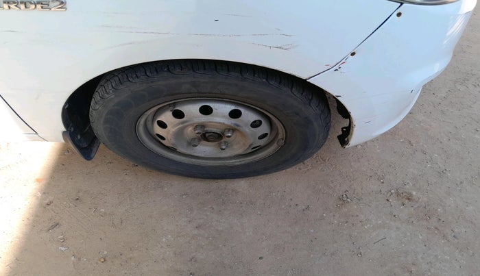 2014 Hyundai i10 MAGNA 1.1, CNG, Manual, 1,90,776 km, tyre