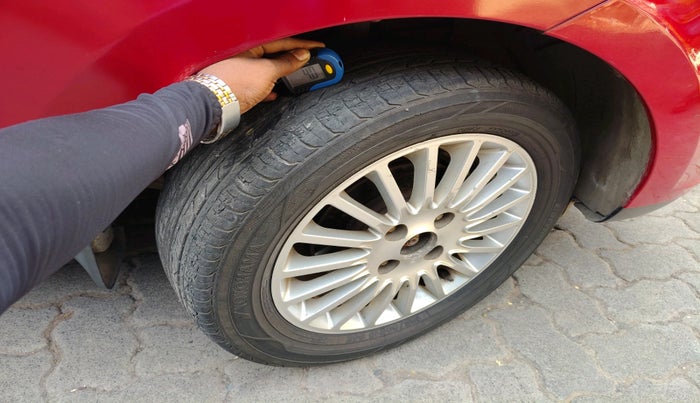 2014 Tata Zest XMS PETROL, Petrol, Manual, 63,191 km, tyre