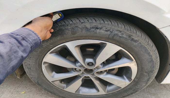 2016 Hyundai Elite i20 ASTA 1.4 CRDI (O), Diesel, Manual, 1,29,120 km, tyre