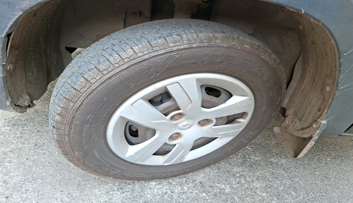 2016 Renault Kwid RXL, Petrol, Manual, 43,450 km, tyre