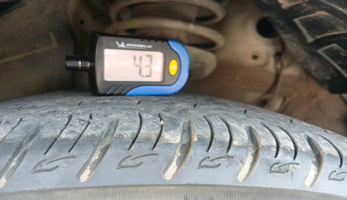 2023 KIA SONET HTX 1.0 DCT, Petrol, Automatic, 29,874 km, tyre